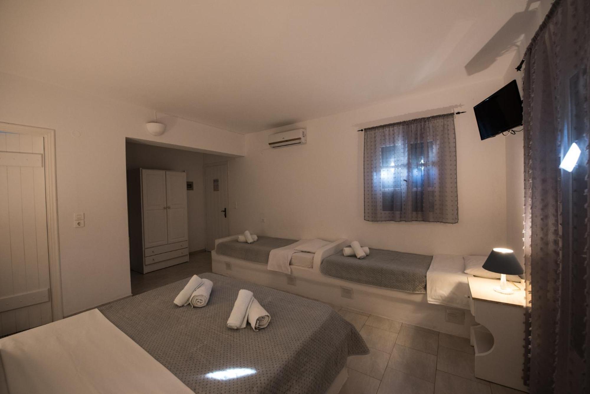 Ostria Studios & Apartments Alikí Esterno foto