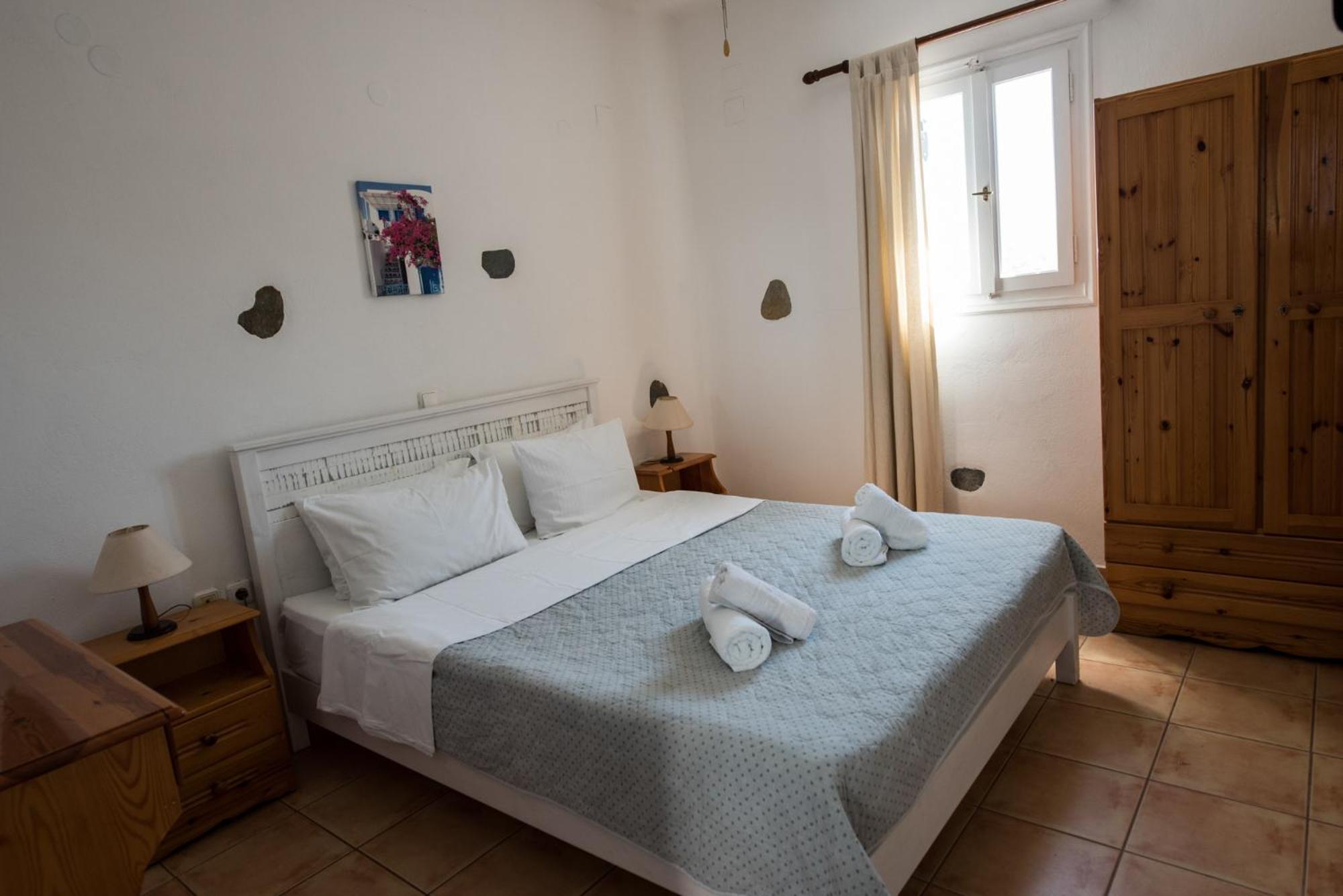 Ostria Studios & Apartments Alikí Esterno foto