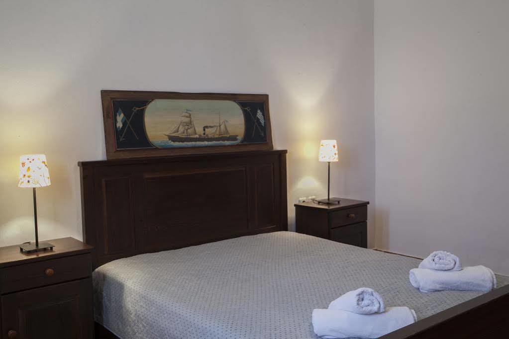 Ostria Studios & Apartments Alikí Esterno foto